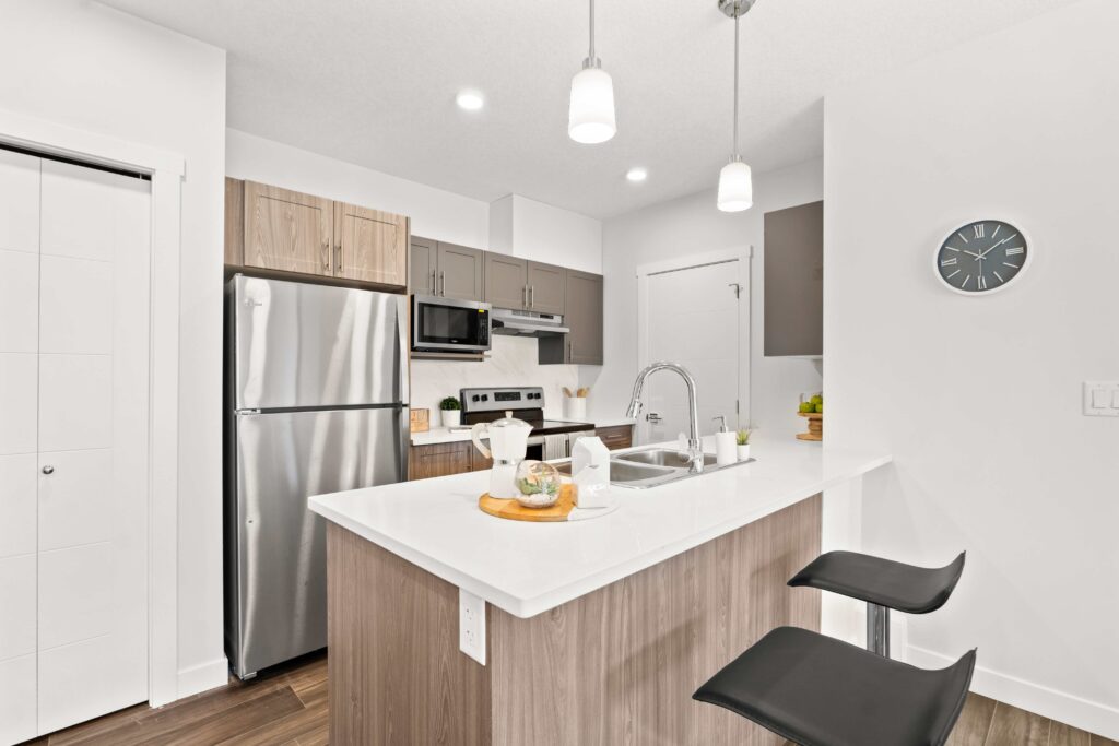 111 Hampton Circle-11-min