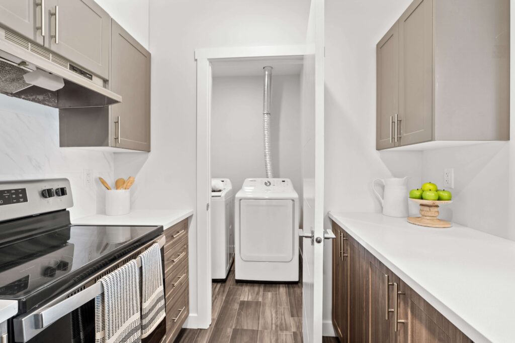 111 Hampton Circle-7-min